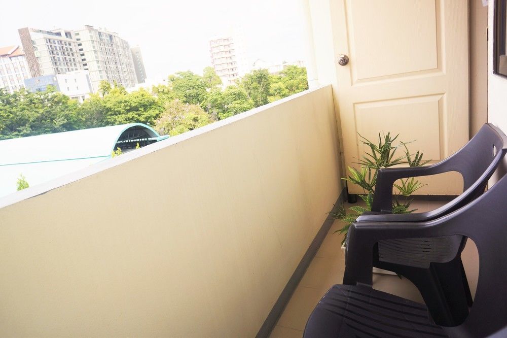 Cm City Hostel Chiang Mai Extérieur photo